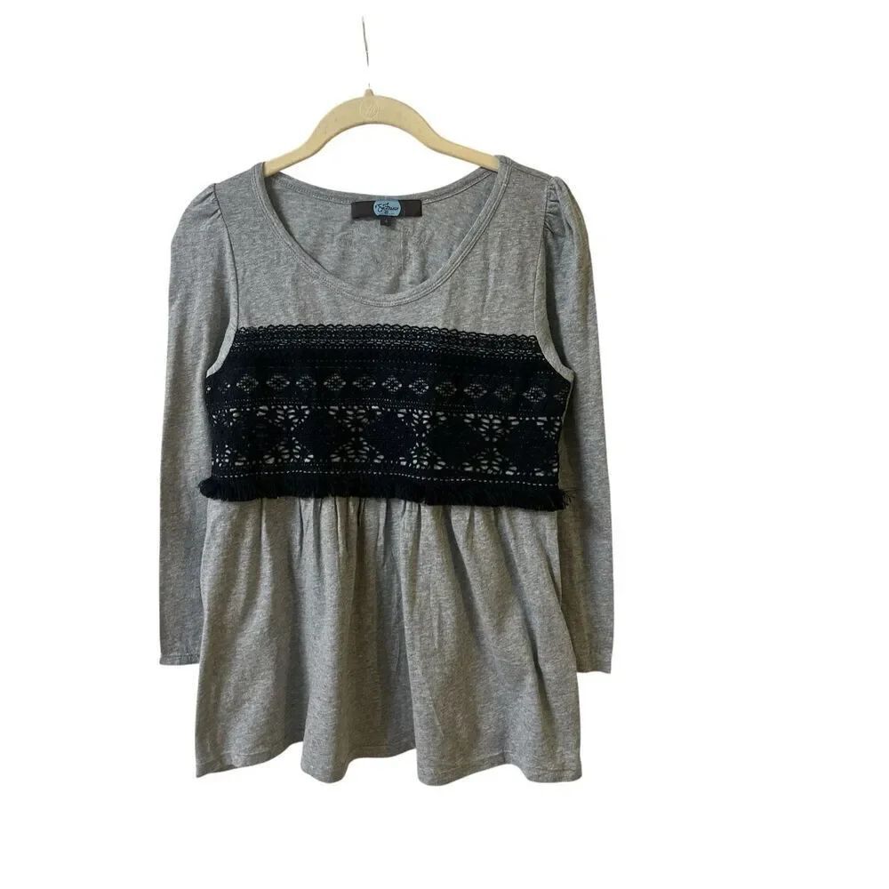 Anthropologie Top Eva Franco crochet lace panel with fringe sz 4 small